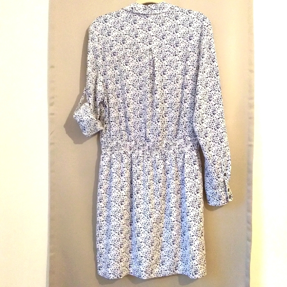 🎁NWOT BCBGeneration Navy/White, Long Sleeve, Elastic Waist, Classic Mini Dress - Picture 3 of 16